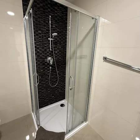 Daire With Garage For 4 People *