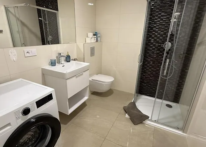 Apartament With Garage For 4 People
