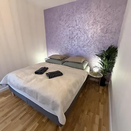 Apartament With Garage For 4 People *